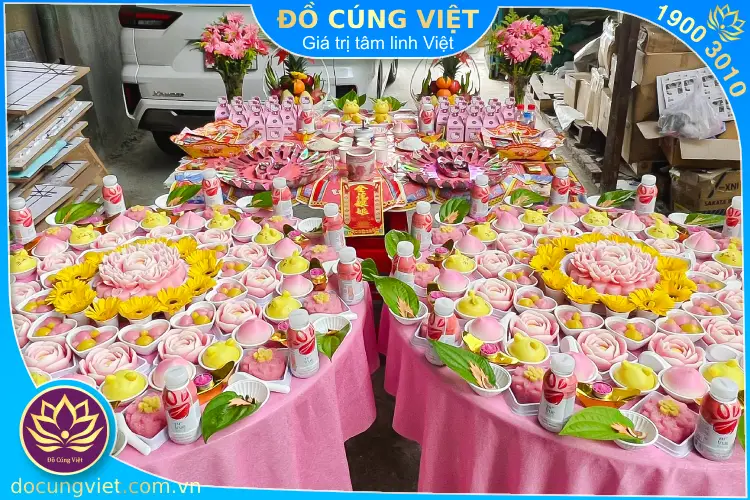 Mâm cúng Mụ thôi nôi cho 2 bé gái sinh đôi