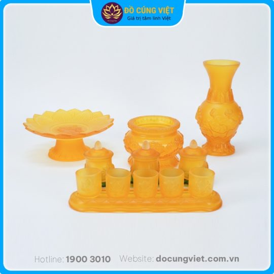 Hình ảnh Bộ đồ thờ đá lưu ly sen vàng