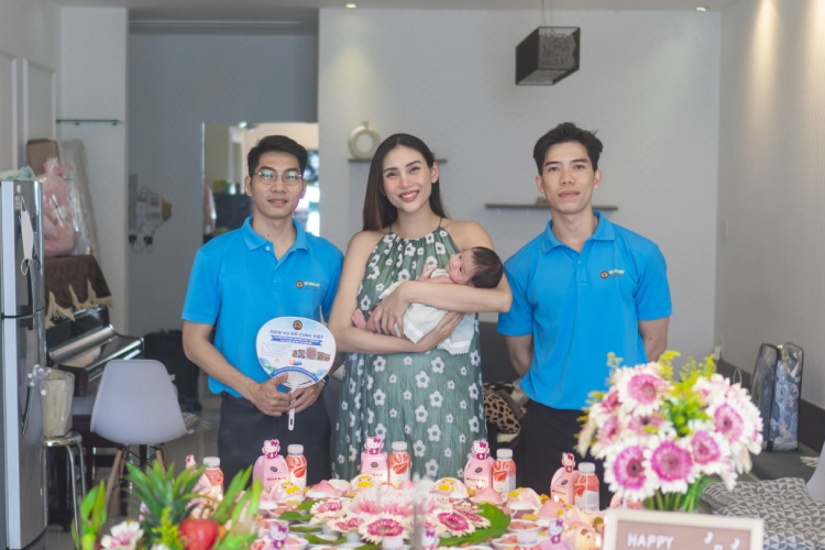 Đồ Cúng Việt phục vụ mâm cúng đầy tháng cho Siêu mẫu Võ Hoàng Yến